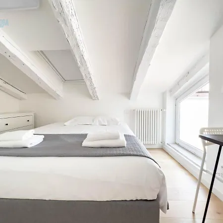 Corridoni 4c Tirabora Short Rent Apartament