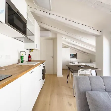 Corridoni 4c Tirabora Short Rent Triest