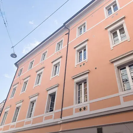 Corridoni 4c Tirabora Short Rent Apartament *
