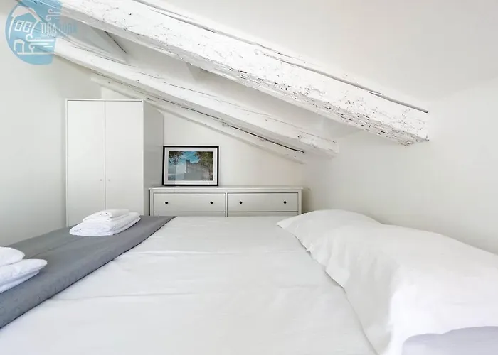 Corridoni 4c Tirabora Short Rent Lejlighed