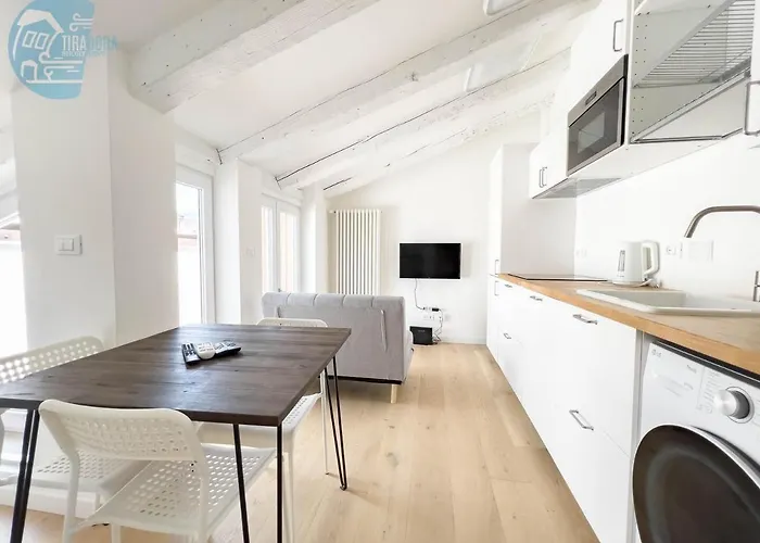 Corridoni 4c Tirabora Short Rent *