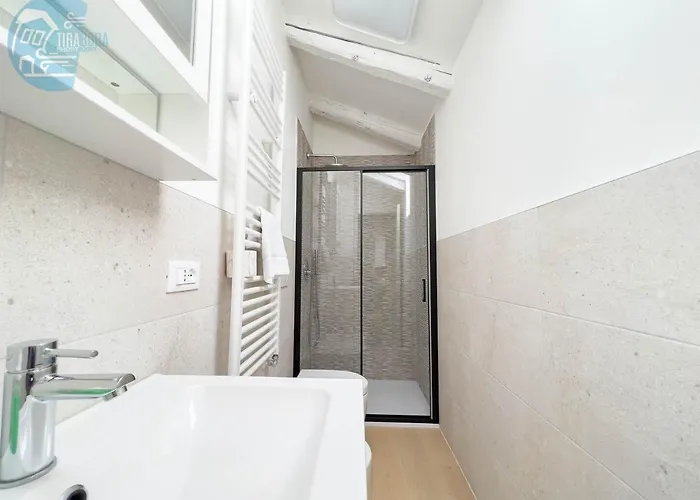 Corridoni 4c Tirabora Short Rent Lejlighed